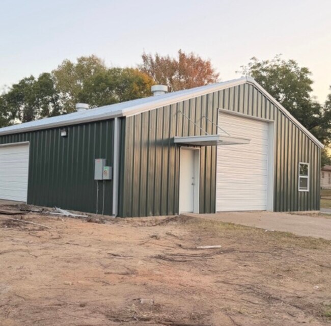 More details for 304 W Tyler St, Athens, TX - Industrial for Sale