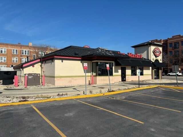 3020 N Ashland Ave, Chicago, IL à vendre - Photo du bâtiment - Image 3 de 7