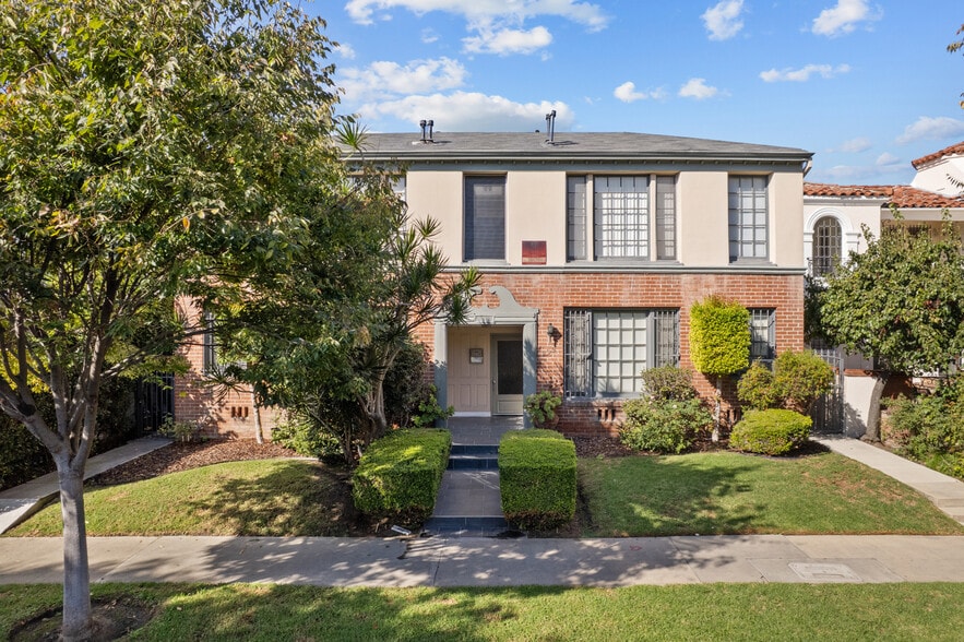 209 S Reeves Dr, Beverly Hills, CA for sale - Building Photo - Image 2 of 12