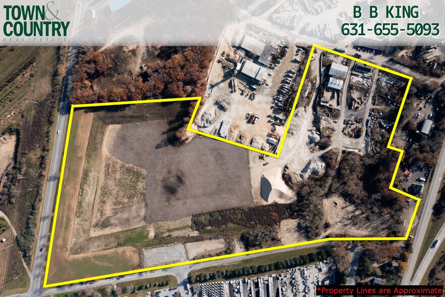 1843 Middle Rd, Calverton, NY à vendre - Aérien - Image 3 de 7