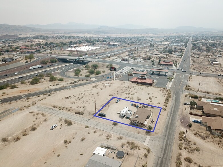 451 Armory Rd, Barstow, CA à vendre - Photo principale - Image 1 de 13