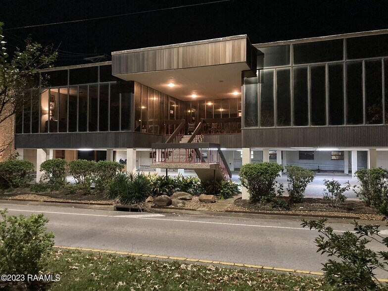 969 Coolidge St, Lafayette, LA à louer - Photo du bâtiment - Image 2 de 21