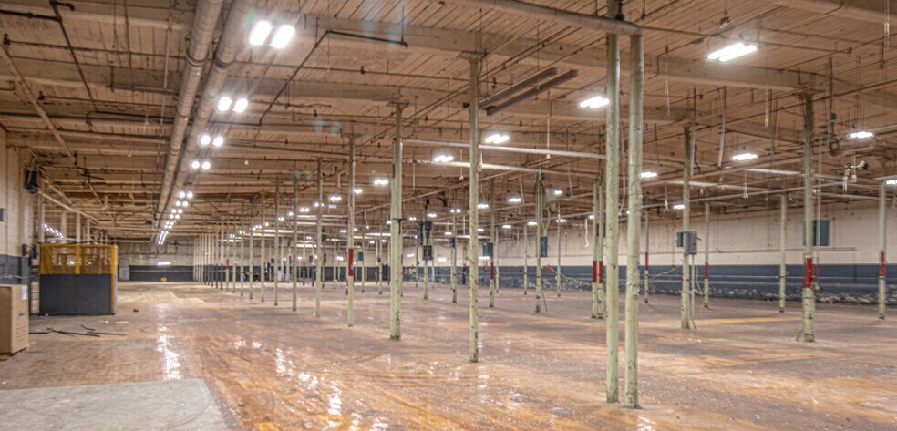 361 N Main St, Stanley, NC à louer - Photo intérieure - Image 2 de 11