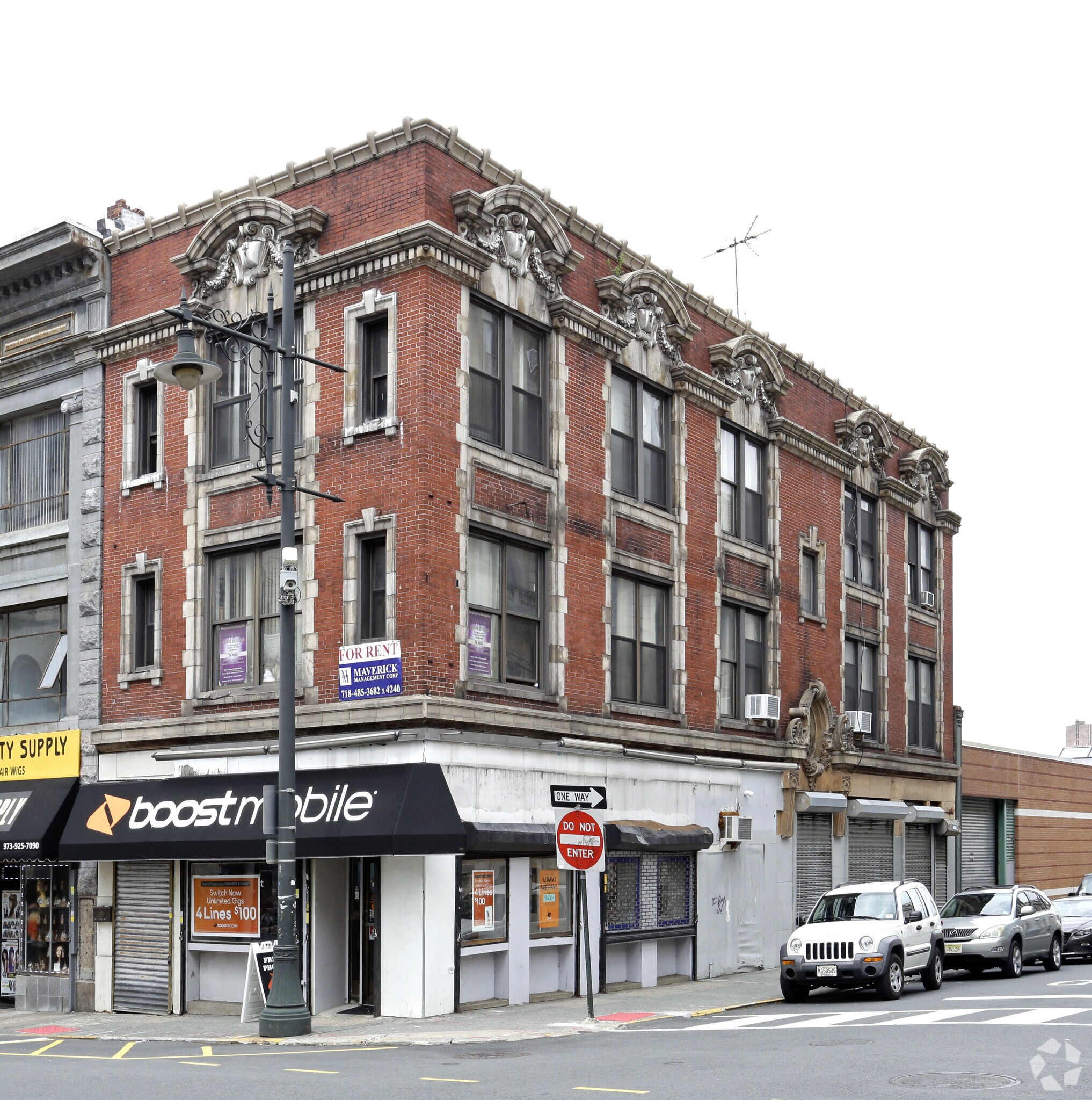 121 Ellison St, Paterson, NJ for lease Primary Photo- Image 1 of 3