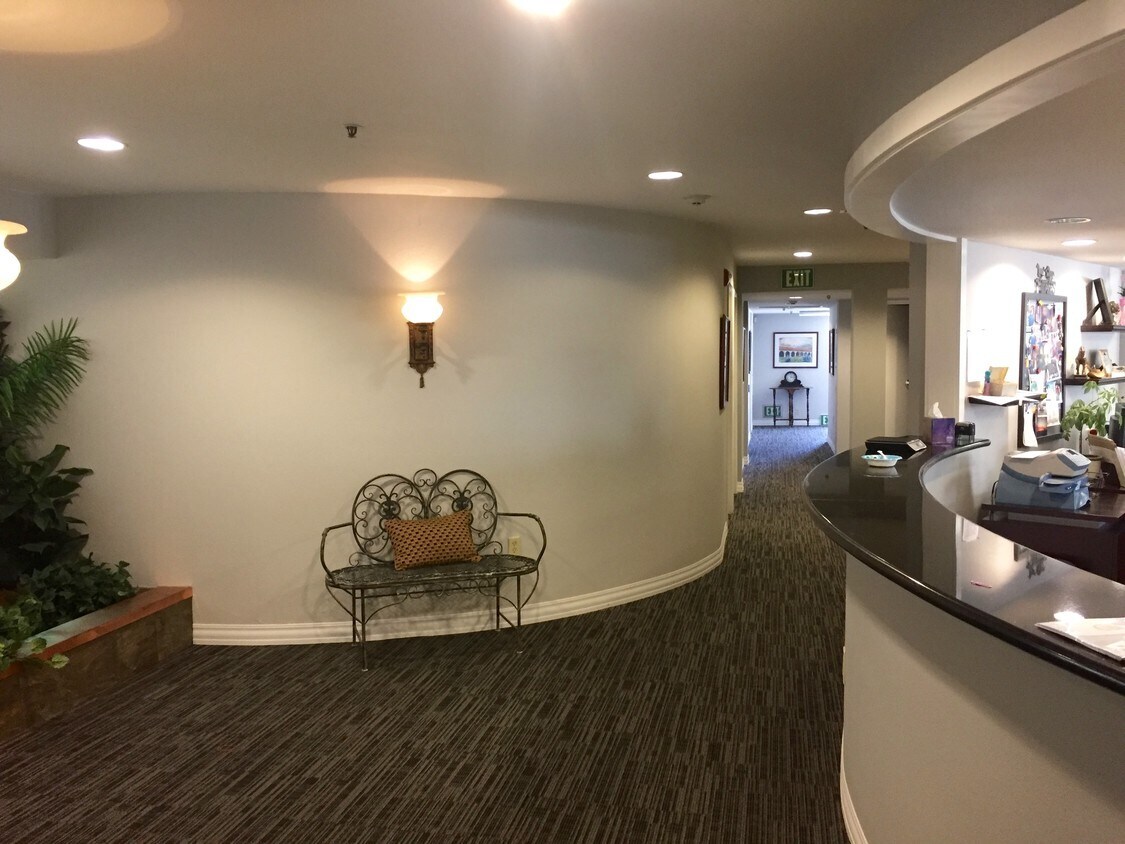 1862 S Broadway, Santa Maria, CA for lease Interior Photo- Image 1 of 11