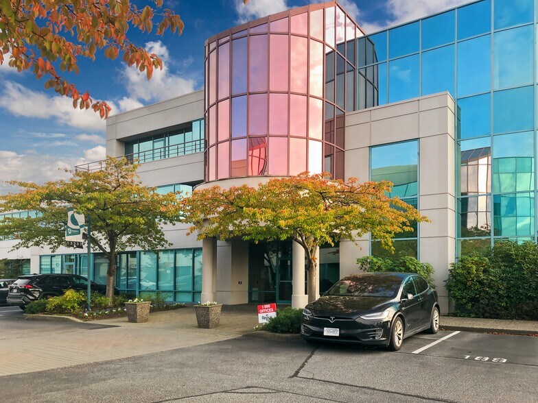 13353 Commerce Pky, Richmond, BC à louer - Photo du bâtiment - Image 3 de 16