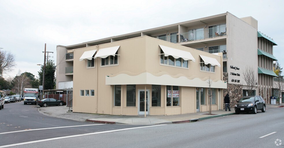 507 Woodside Rd, Redwood City, CA à vendre - Photo du bâtiment - Image 2 de 13