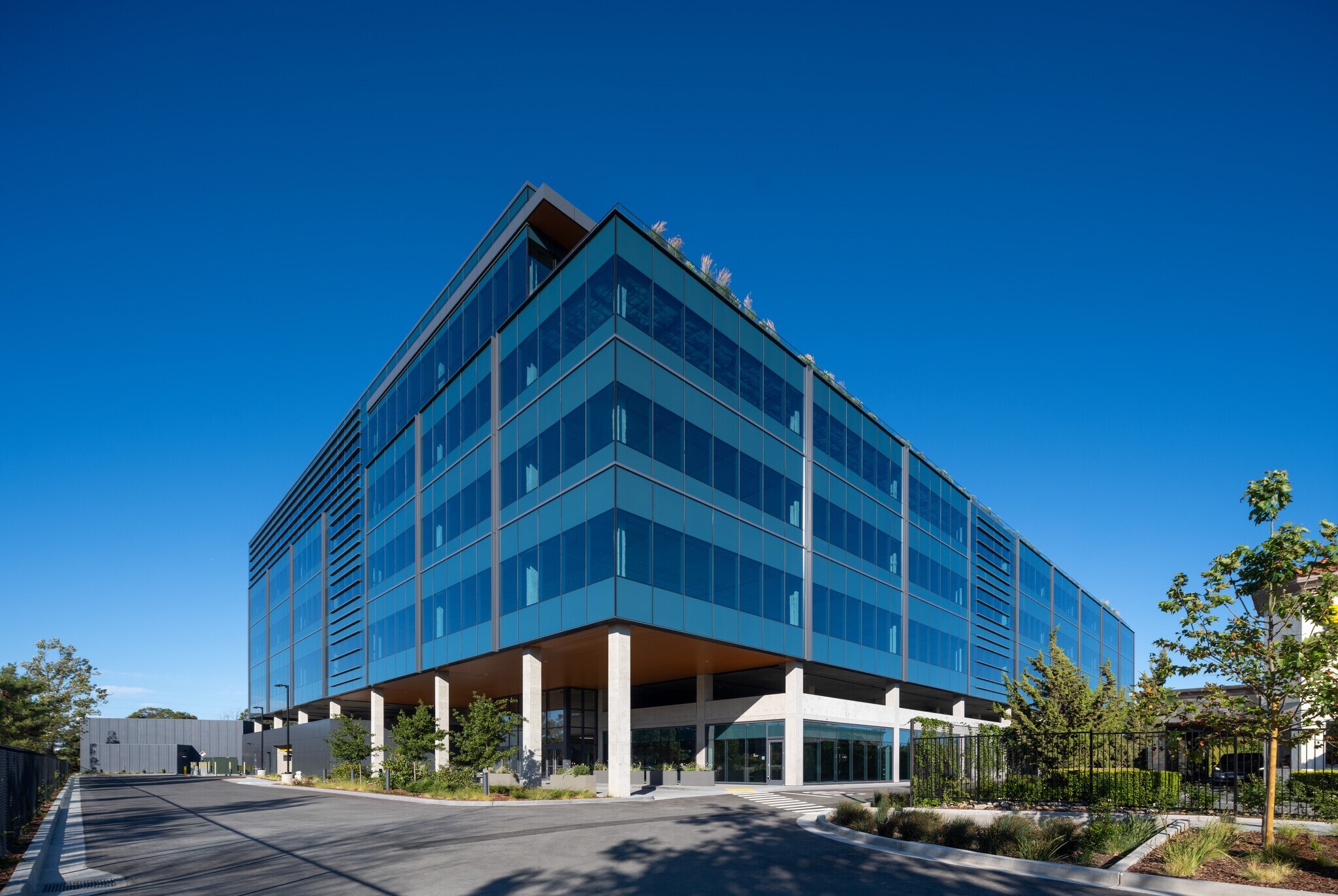 405 Industrial Rd, San Carlos, CA à louer Photo principale- Image 1 de 21