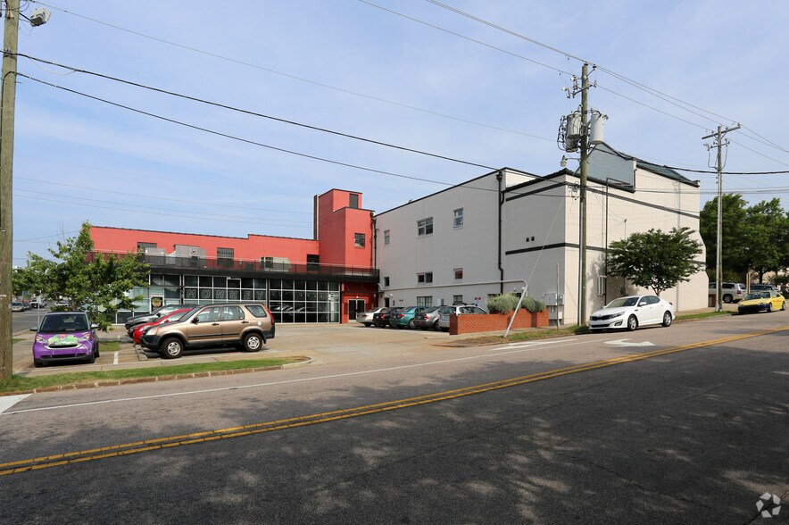 400 W Morgan St, Raleigh, NC à louer - Photo du bâtiment - Image 2 de 16