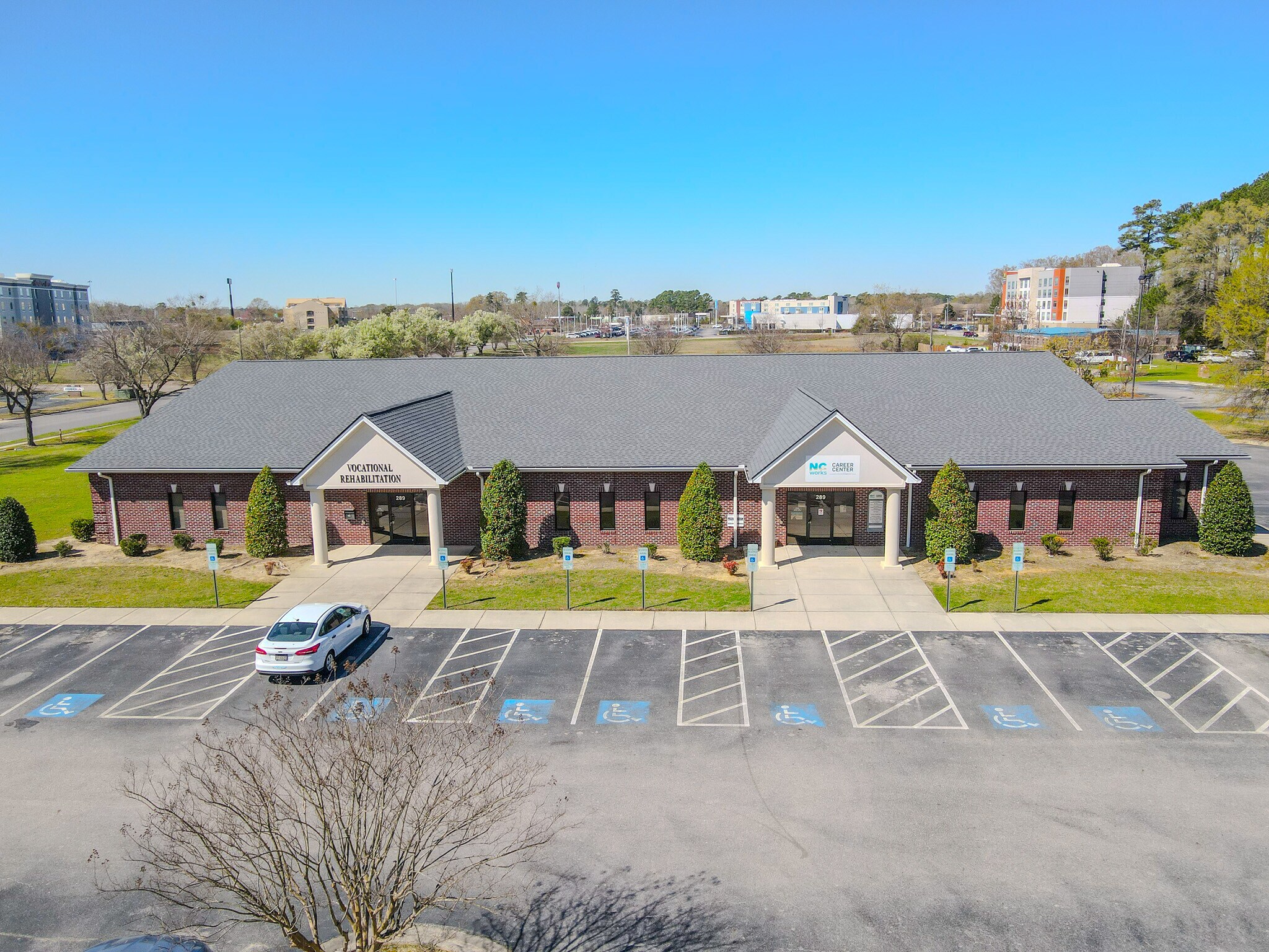 289 Corporate Dr, Lumberton, NC for lease Interior Photo- Image 1 of 17