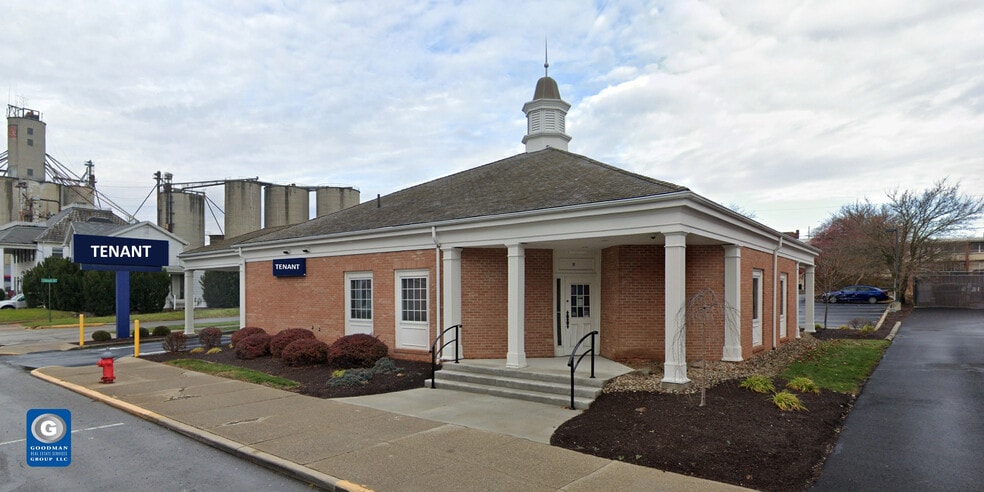 85 W Main St, Shelby, OH for lease - Building Photo - Image 2 of 7