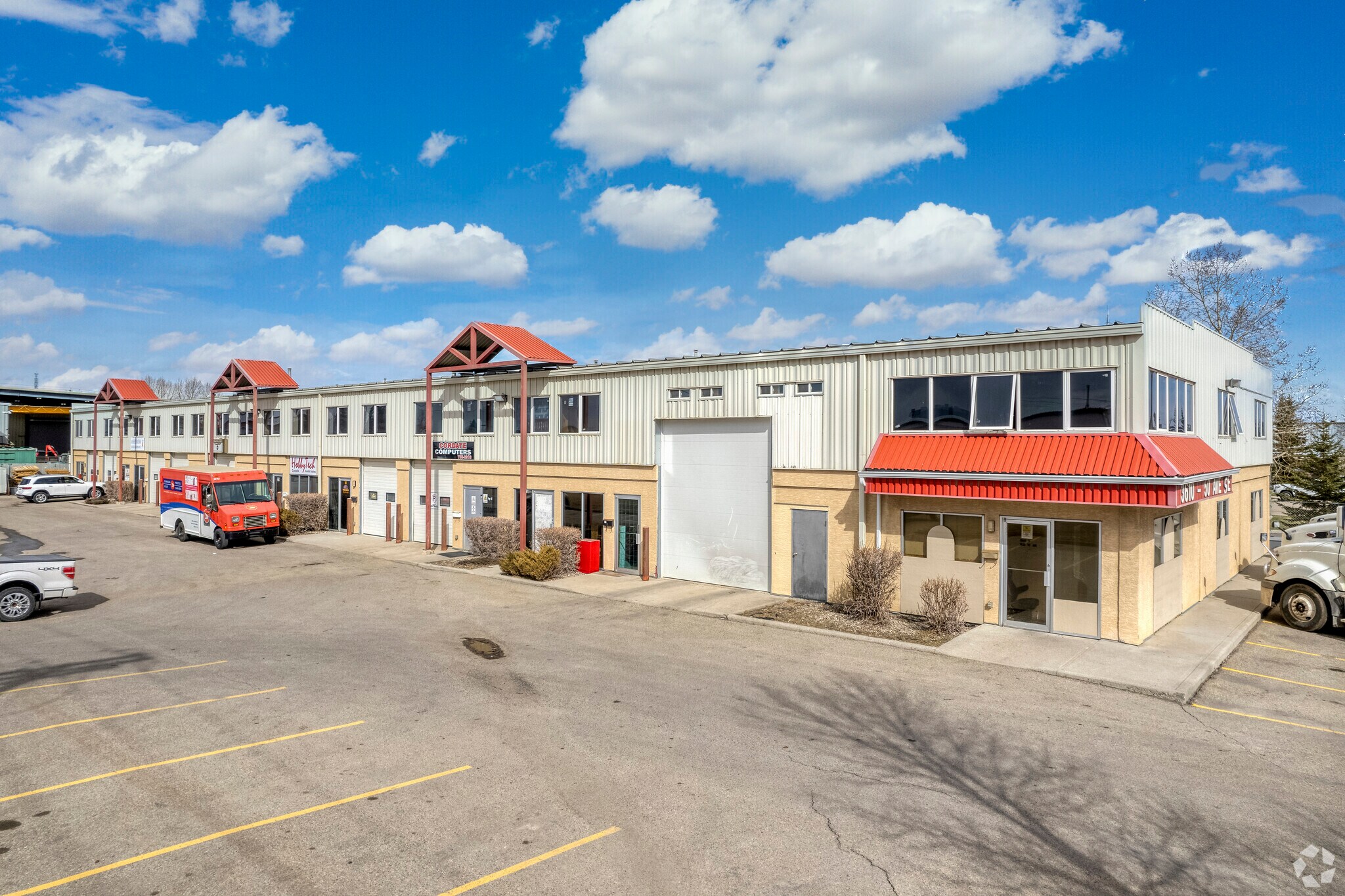 3610 50th Ave SE, Calgary, AB à vendre Photo principale- Image 1 de 1