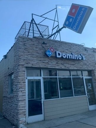 Plus de détails pour 17140 E Warren Ave, Detroit, MI - Commerce de détail à vendre