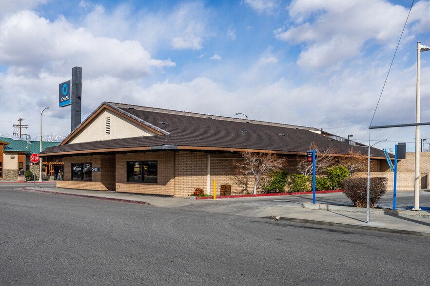 400 N Main St, Bishop, CA for sale - Primary Photo - Image 1 of 19