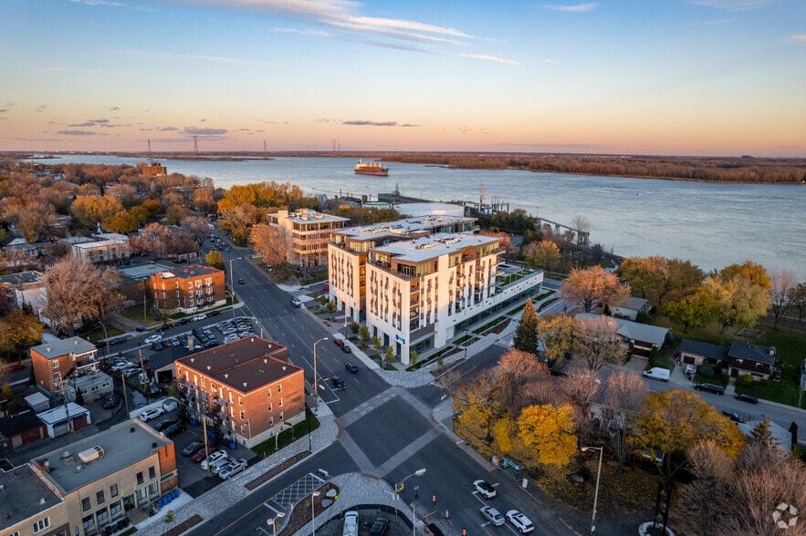 11300 Rue Notre-Dame E, Montréal-Est, QC for sale - Aerial - Image 2 of 7