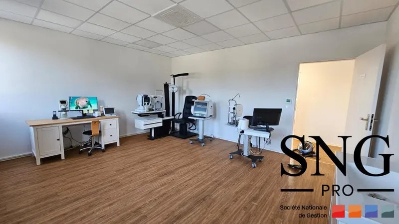 418 Avenue Georges Guynemer, Salon-de-Provence for lease - Building Photo - Image 3 of 13