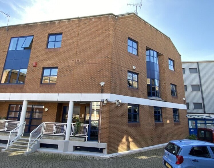 167-169 London Rd, Kingston Upon Thames à vendre - Photo du bâtiment - Image 3 de 8