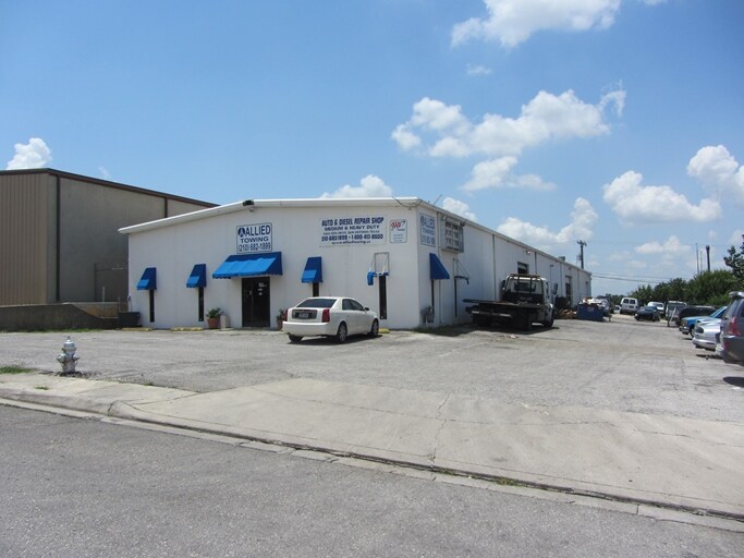 11202 Iota Dr, San Antonio, TX for lease - Building Photo - Image 2 of 3