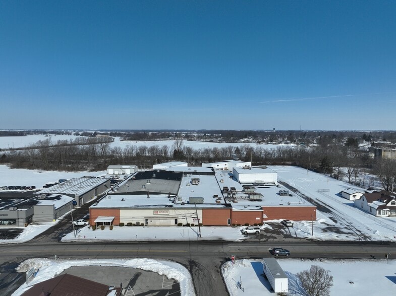 1104 Clinton Ave, Washington Court House, OH à vendre - Matterport Community - Image 3 de 40