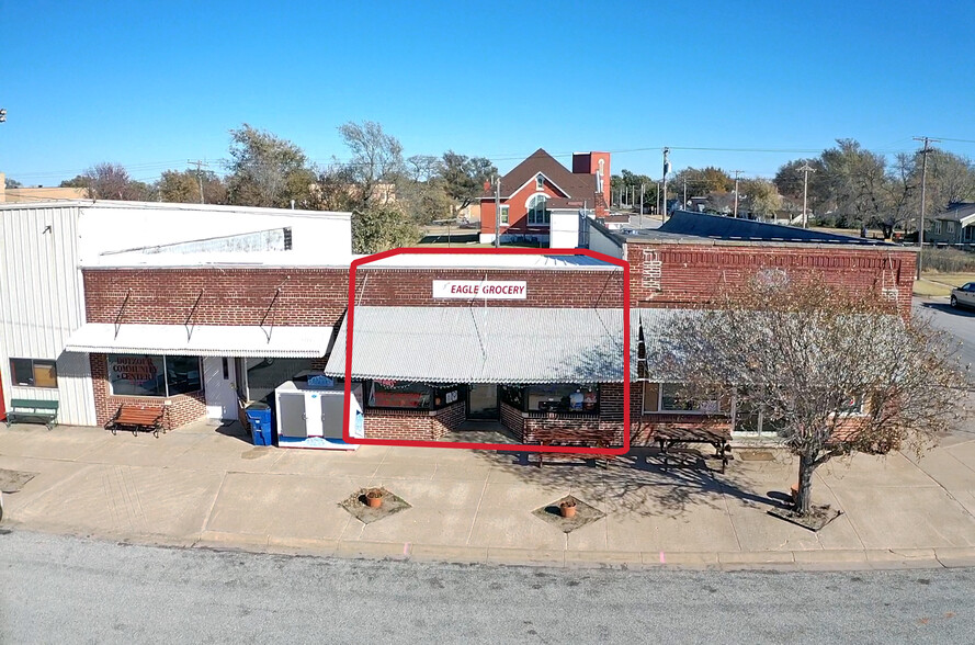 242 S Main St, Norwich, KS for sale - Primary Photo - Image 1 of 1