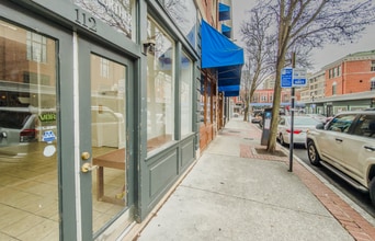 114 Market St SE, Roanoke, VA for lease Interior Photo- Image 2 of 6