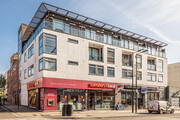 74-77 Chalk Farm Rd, London LND - Services immobiliers commerciaux