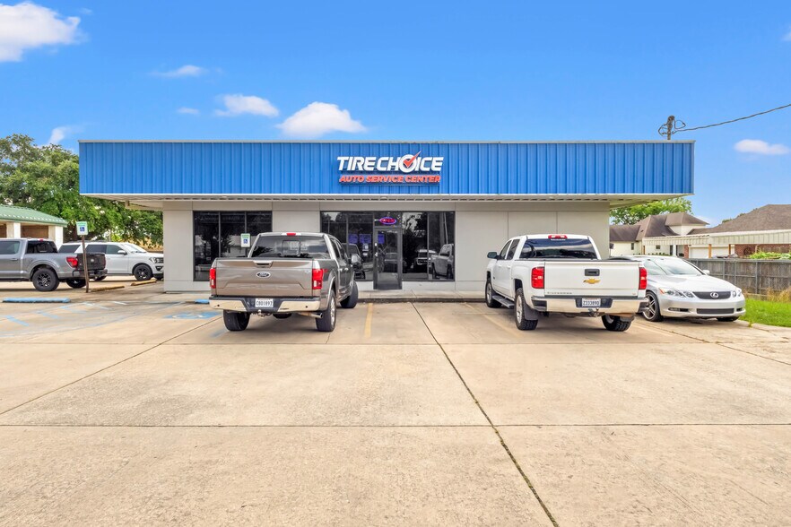 4605 W Congress St, Lafayette, LA à vendre - Photo principale - Image 1 de 11