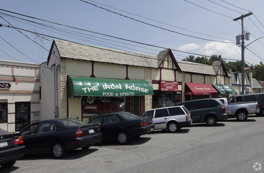 6-12 Railroad Ave, Glen Head, NY for lease - Primary Photo - Image 1 of 3