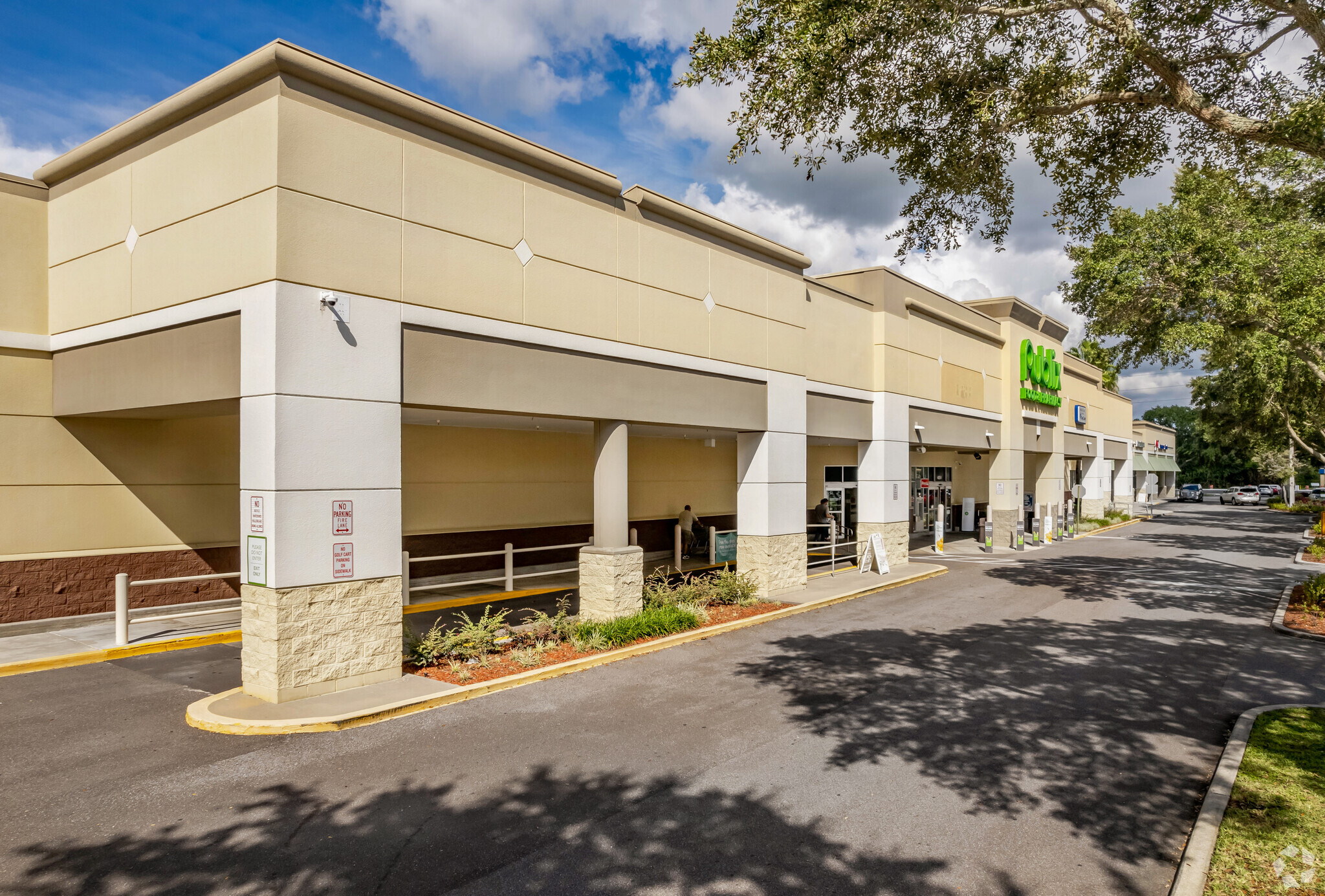 4824-4886 Sun City Center Blvd, Sun City Center, FL for sale Primary Photo- Image 1 of 1