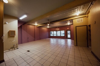 4521 S Kingshighway Blvd, Saint Louis, MO for lease Interior Photo- Image 2 of 11