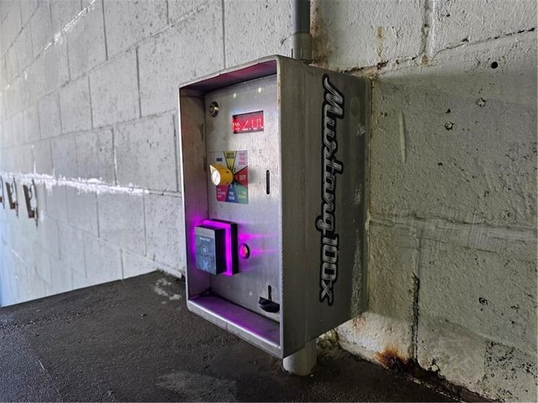 110 E 2nd Ave, Tarentum, PA for sale - Building Photo - Image 3 of 5