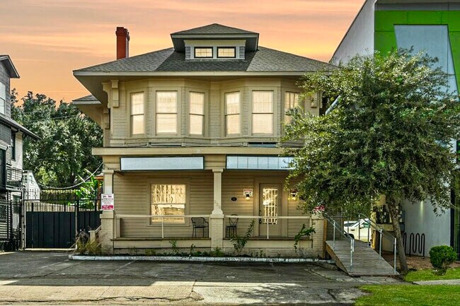 More details for 239 Westheimer Rd, Houston, TX - Office for Sale