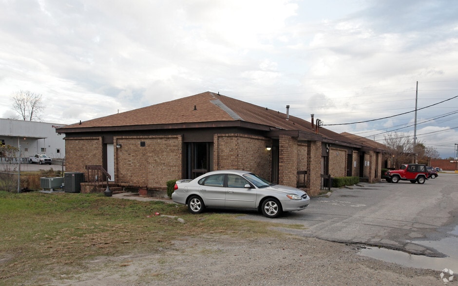 3605 Meeting Street Rd, North Charleston, SC for sale - Primary Photo - Image 1 of 2