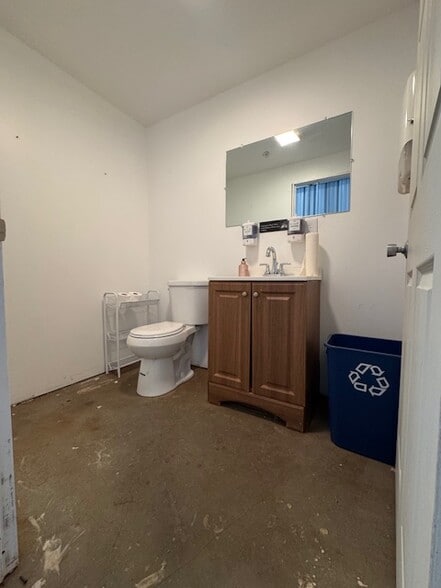 193 Nopu St St, Puunene, HI à louer - Photo intérieure - Image 3 de 6