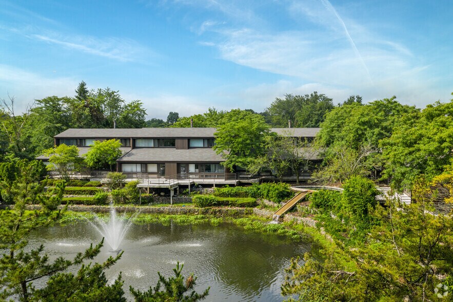 1000 Lake St, Ramsey, NJ à louer - Photo du bâtiment - Image 3 de 7