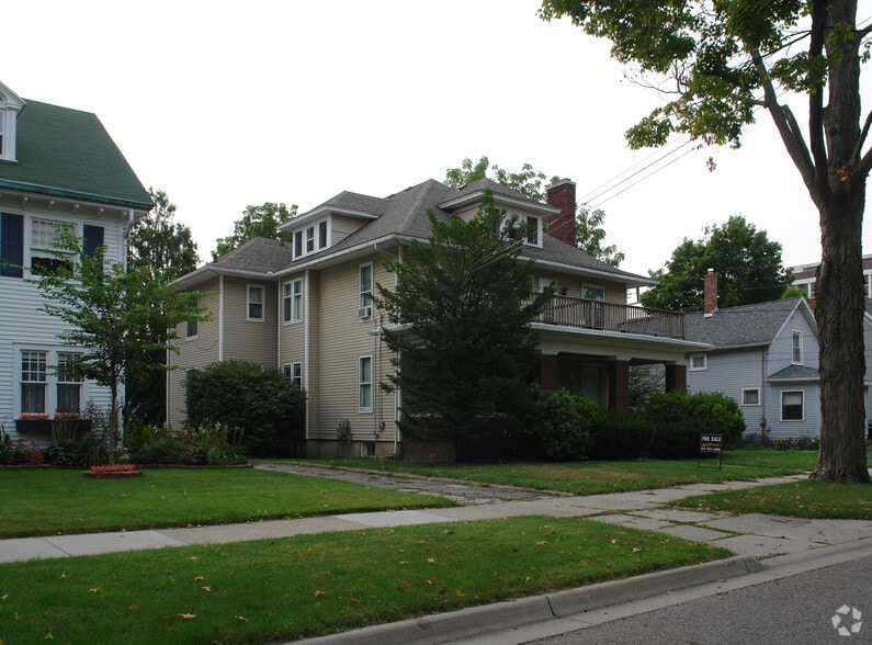 314-316 N Sycamore St, Lansing, MI for sale - Building Photo - Image 3 of 3
