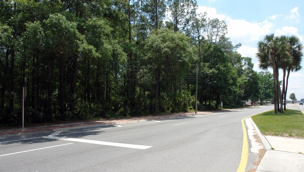 301 Clark St, Baldwin, FL à vendre - Photo du bâtiment - Image 1 de 2