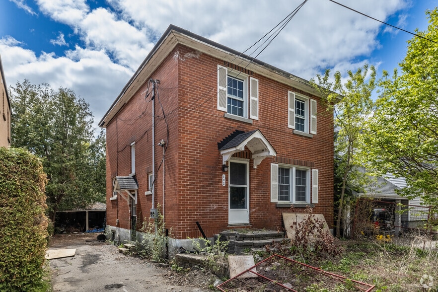 102 Putman Av, Ottawa, ON for sale - Primary Photo - Image 1 of 2