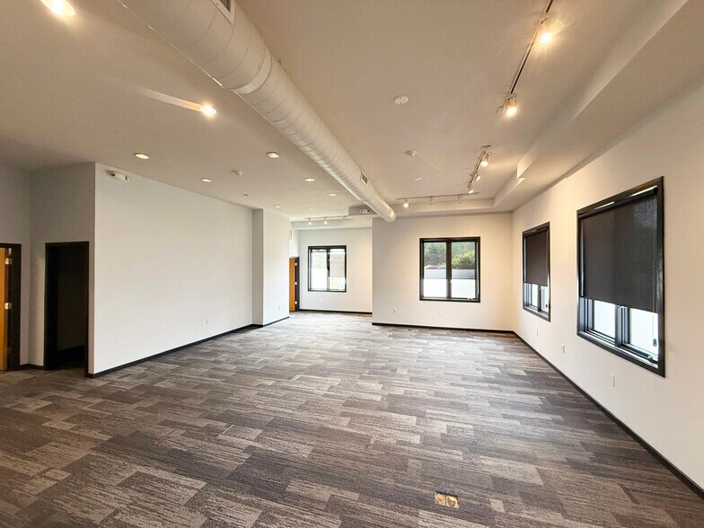 301 Williamston Center Dr, Williamston, MI à louer - Photo intérieure - Image 3 de 8