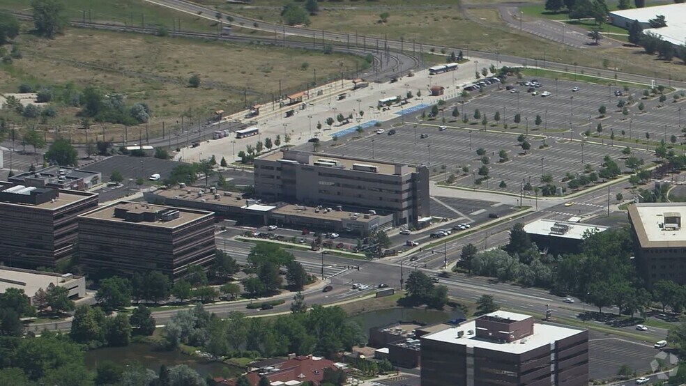 225 Union Blvd, Lakewood, CO à louer - Vidéo aérienne - Image 2 de 24