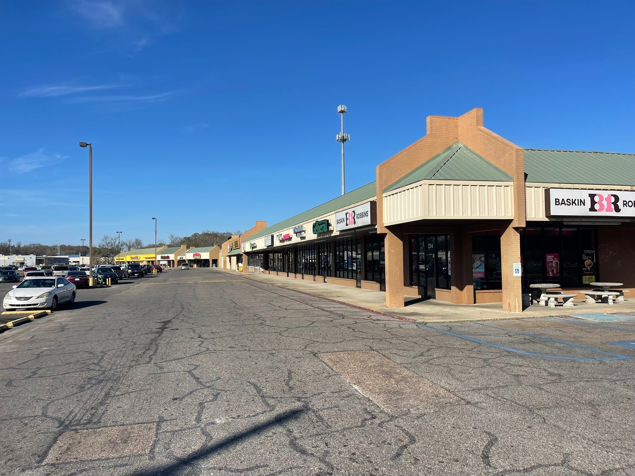 280 Main St, Baker, LA for lease Primary Photo- Image 1 of 22