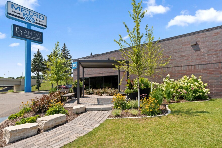 425 Etna St, Saint Paul, MN à louer - Photo du bâtiment - Image 2 de 28