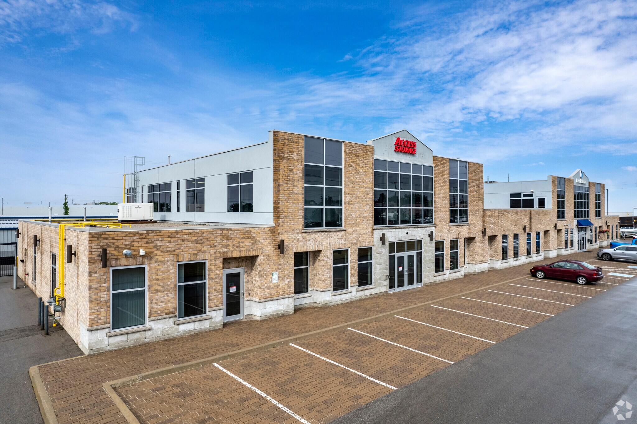 860 Cumberland Av, Burlington, ON à vendre Photo principale- Image 1 de 1