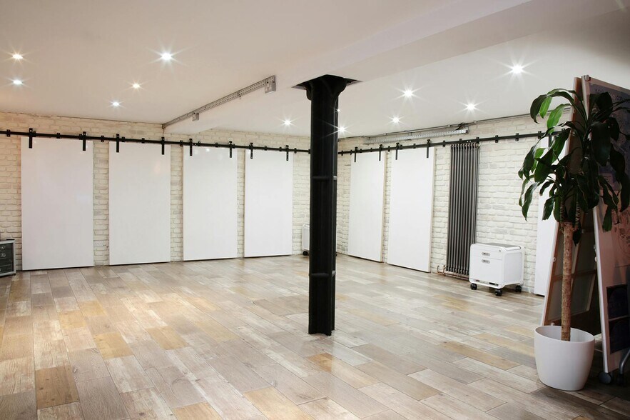 9-10 Mallow St, Londres à vendre - Photo du bâtiment - Image 2 de 7