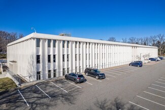 Plus de détails pour 5 Dakota Dr, Lake Success, NY - Bureau à louer