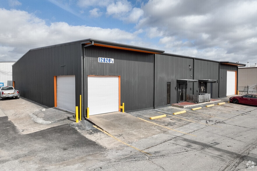 12826 Hempstead Rd, Houston, TX for lease - Building Photo - Image 1 of 12