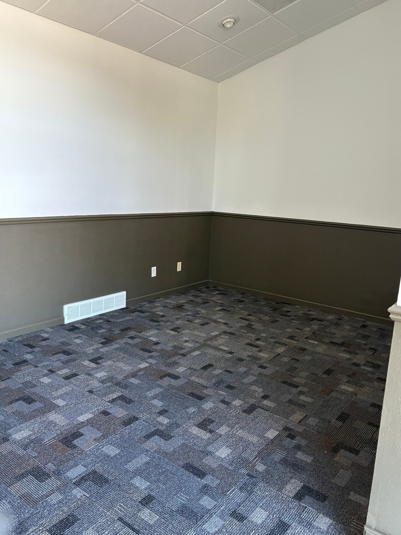 2545 Plover Rd, Plover, WI for lease Interior Photo- Image 1 of 1