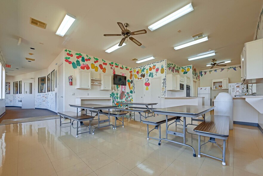 8644 Beverlyhill St, Houston, TX à vendre - Photo intérieure - Image 3 de 4