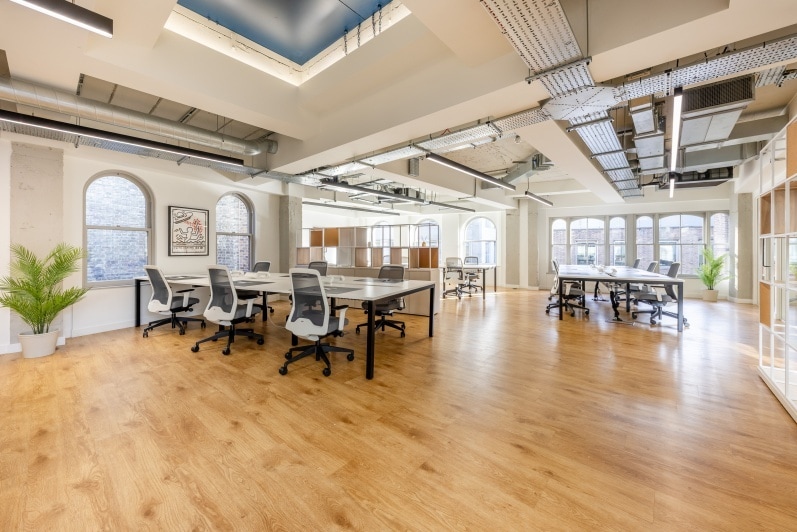 8-9 Well Ct, London for lease Primary Photo- Image 1 of 9