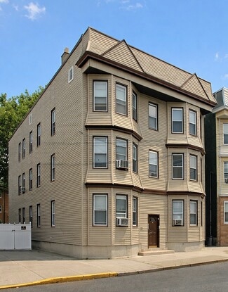 More details for 7 Franklin Ave, Harrison, NJ - Multifamily for Sale